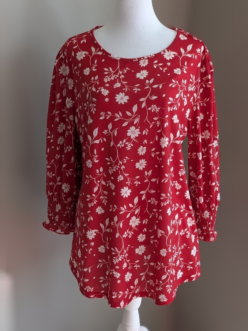 Women's Rust Floral 3/4 Sleeve Top-Large